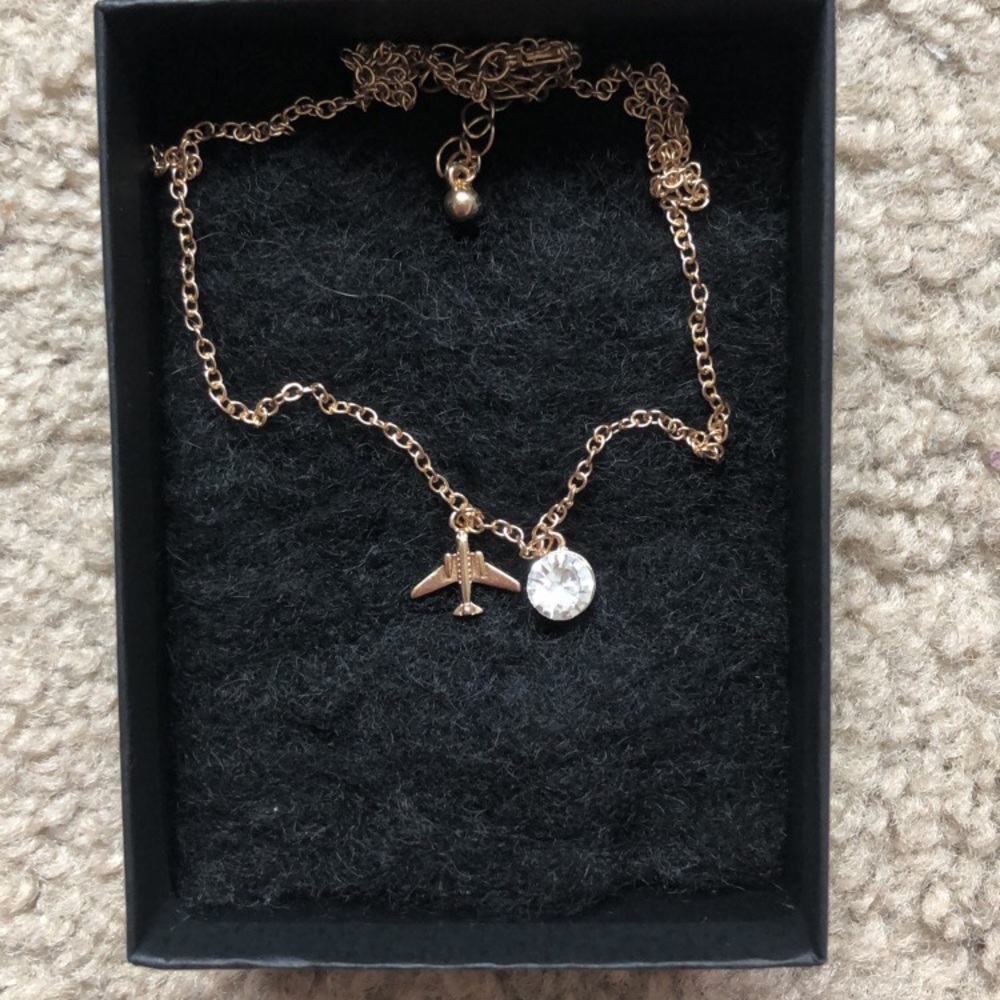 golden travel necklace